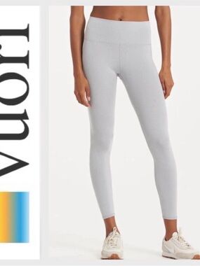 Vouri Lux Rib Studio Leggings High Rise Pale Gray Ribbed AZ0491